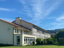 Schulhaus Wyden 1